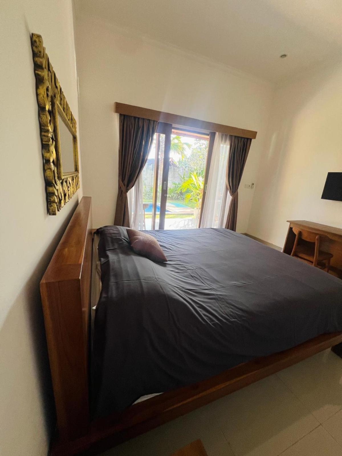 Wiryaroja Guest House Canggu Eksteriør bilde