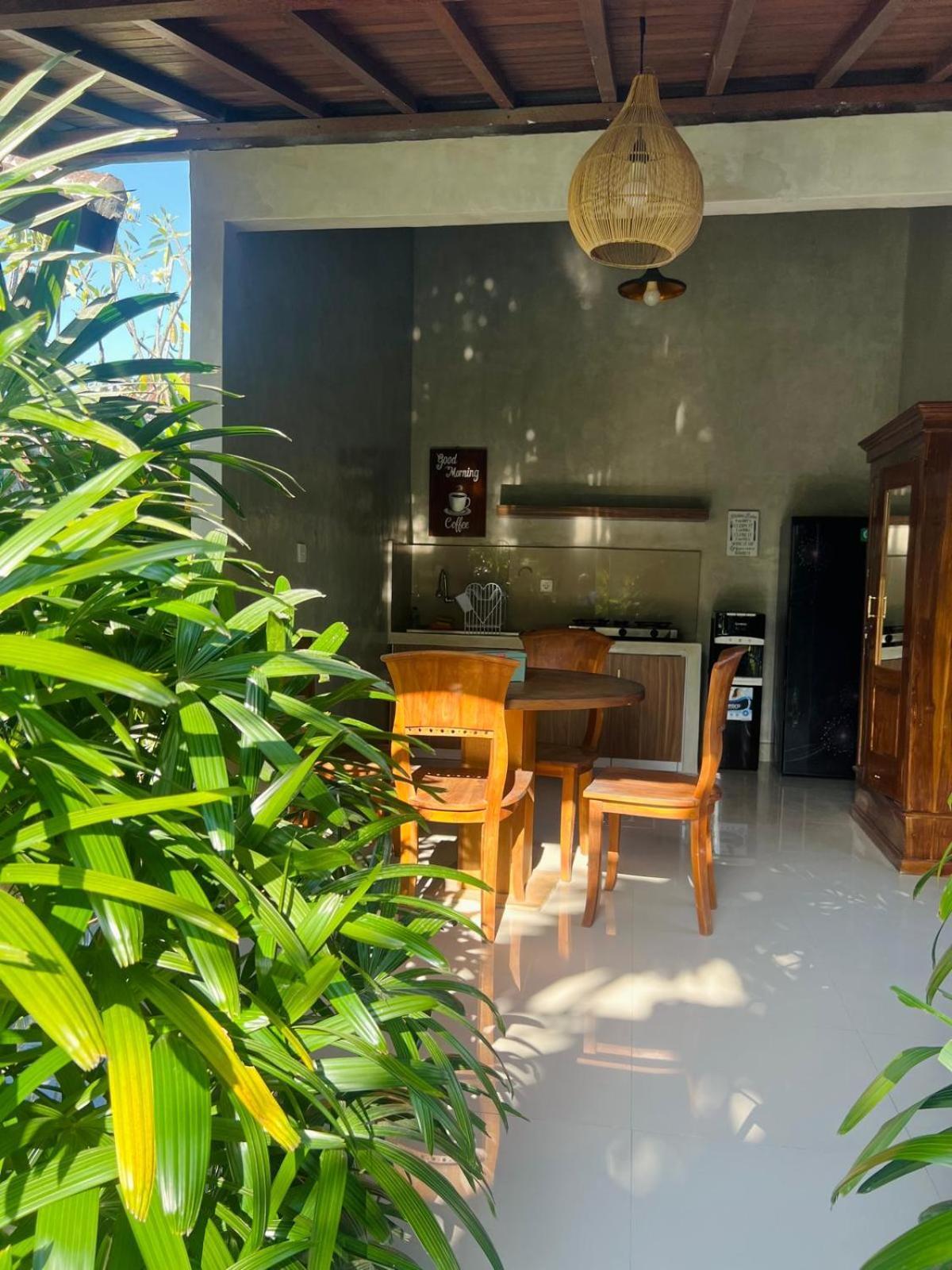 Wiryaroja Guest House Canggu Eksteriør bilde